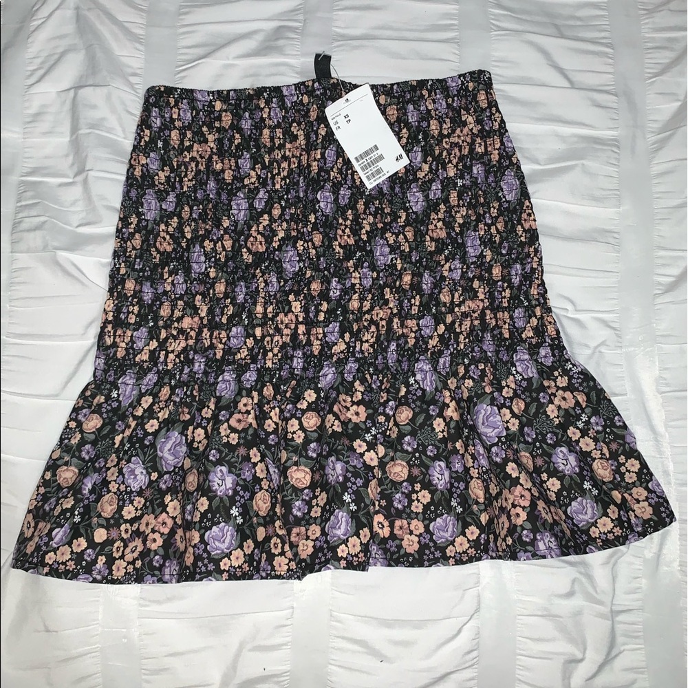 3 for 22! 💎 H&M Peplum Tube top Size:XS